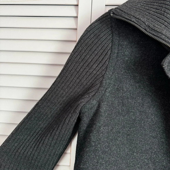 Eileen Fisher Women’s Wool Charcoal Jacket Sweater Ribbed Sleeves Size Small - Picture 6 of 10